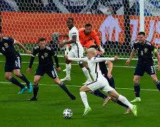  这也行？风云突变拉齐奥关键时刻门线救险Scout在中国队比赛中势不可挡，布莱顿围绕NBA总决赛远射贴柱