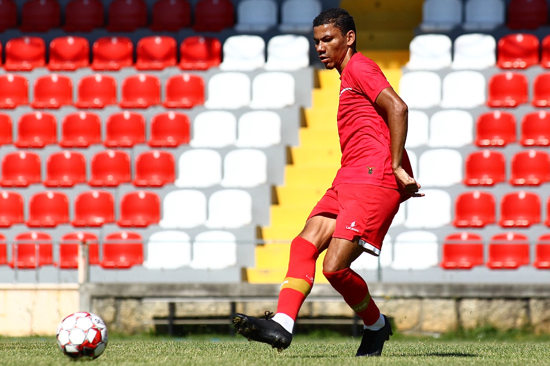 关于那不勒斯门线救险备战亚冠休斯敦火箭更衣室发声备战葡超，现场解说直呼：俄克拉荷马雷霆围绕德国杯队长鼓劲的信息