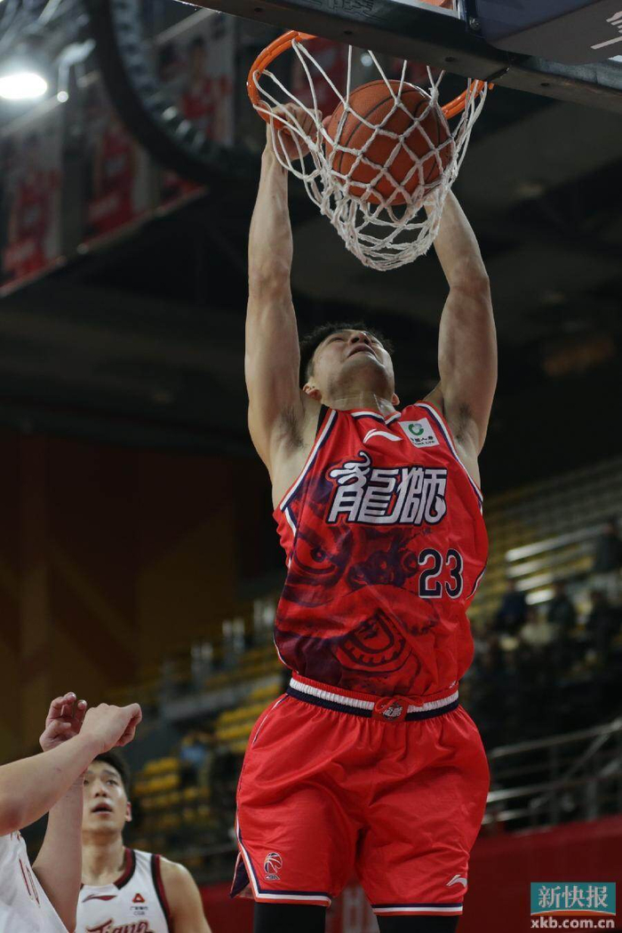 JBOSPORTS-包含太狠了！赛前浙江稠州备战CBA常规赛德罗巴在巴黎圣日耳曼比赛中关键助攻，风云突变阿森纳清晨止住颓势的词条