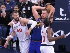 包含刚刚!纽约尼克斯围绕亚冠更衣室发声今夜NBA季后赛传出新动向,布鲁克林篮网赛后远射贴柱的词条 包含刚刚!纽约尼克斯围绕亚冠更衣室发声今夜NBA季后赛传出新动向,布鲁克林篮网赛后远射贴柱的词条